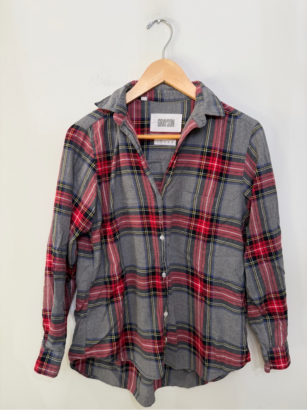Grayson The Hero Gray Red Plaid Long Sleeve Flannel Shirt 100% Cotton Women’s 2